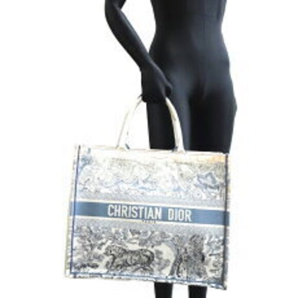 Christian Dior Book Tote Handbag Jacquard White - Picture 9 of 9